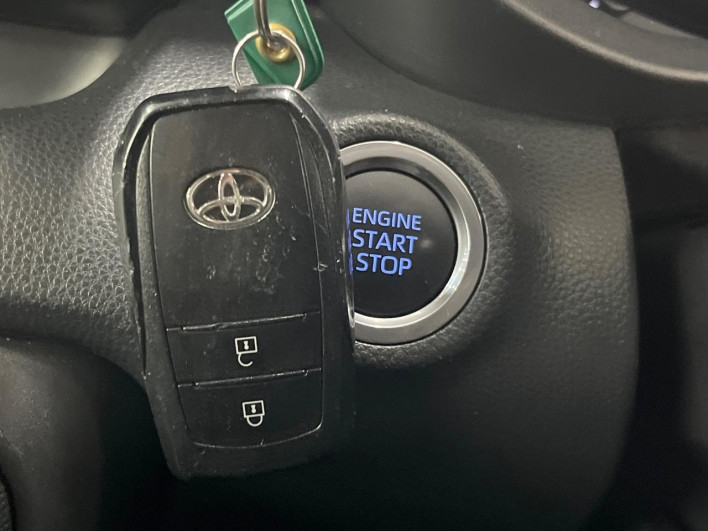 2020 Toyota Yaris 5BA-KSP210 (UW-6a2f6c8b43c70)[5]