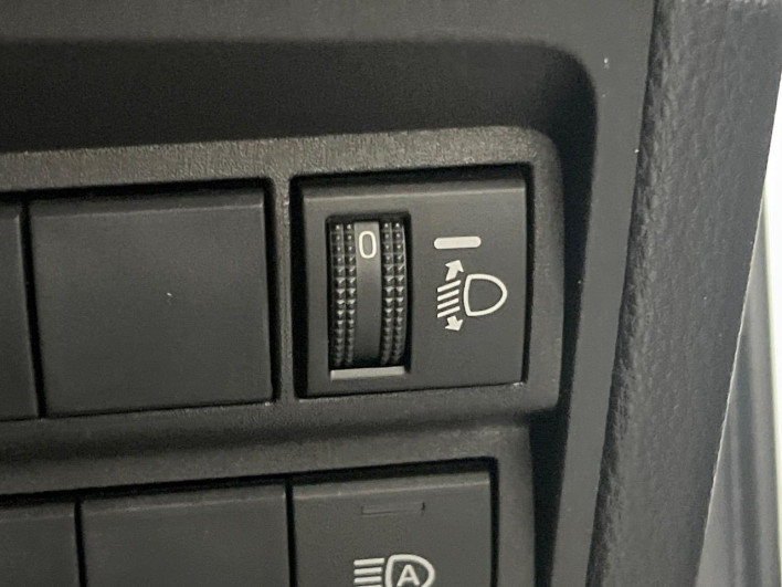 2020 Toyota Yaris 5BA-KSP210 (UW-6a2f6c8b43c70)[12]