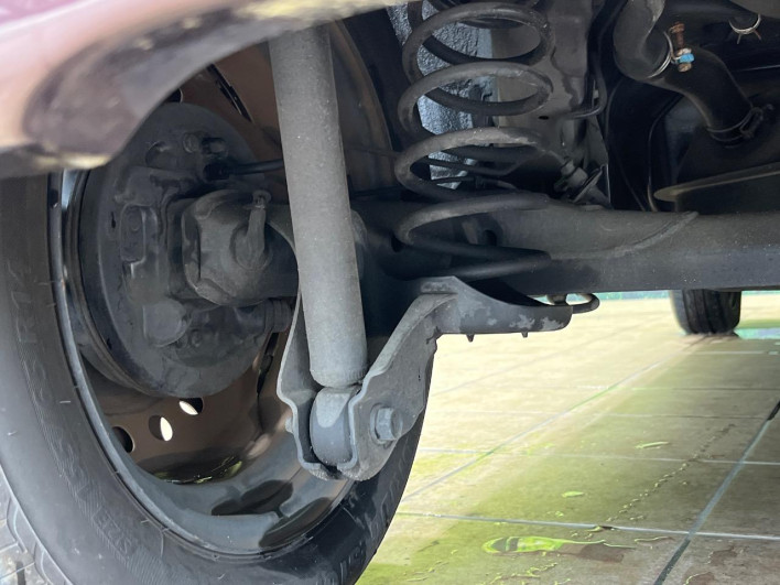 2013 Daihatsu Mira Cocoa DBA-L675S (UW-6a2f6c8e75a2d)[8]