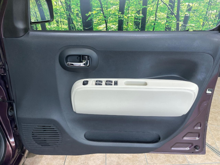 2013 Daihatsu Mira Cocoa DBA-L675S (UW-6a2f6c8e75a2d)[11]