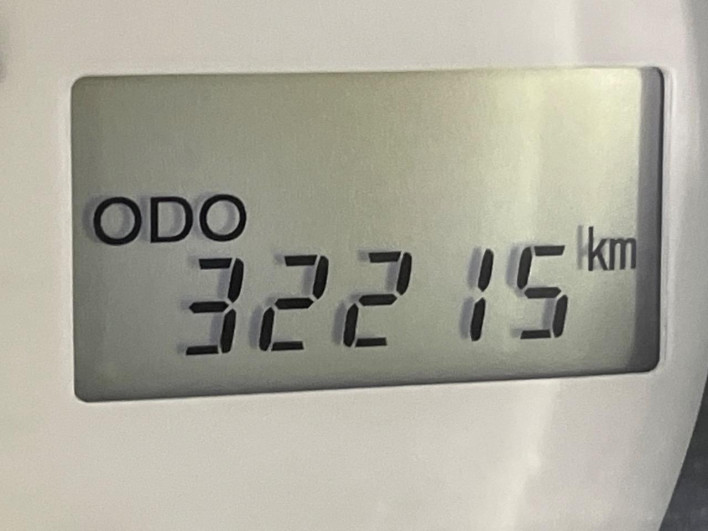 2013 Daihatsu Mira Cocoa DBA-L675S (UW-6a2f6c8e75a2d)[2]