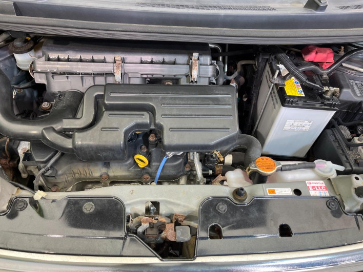 2013 Daihatsu Move DBA-LA110S (UW-6a2f6c9066a37)[4]