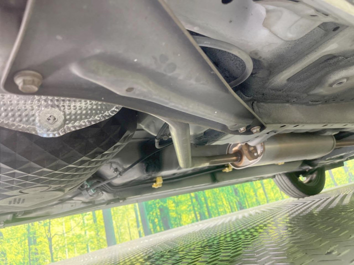 2015 Daihatsu Cast DBA-LA250S (UW-6a2f6c9380d8a)[29]