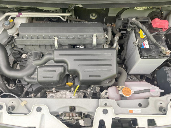 2015 Daihatsu Cast DBA-LA250S (UW-6a2f6c9380d8a)[4]