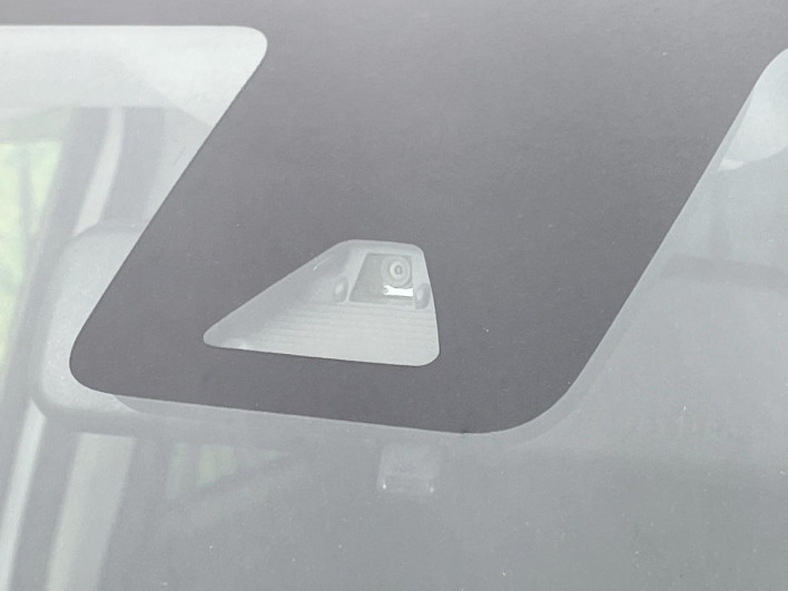 2015 Daihatsu Cast DBA-LA250S (UW-6a2f6c9380d8a)[11]