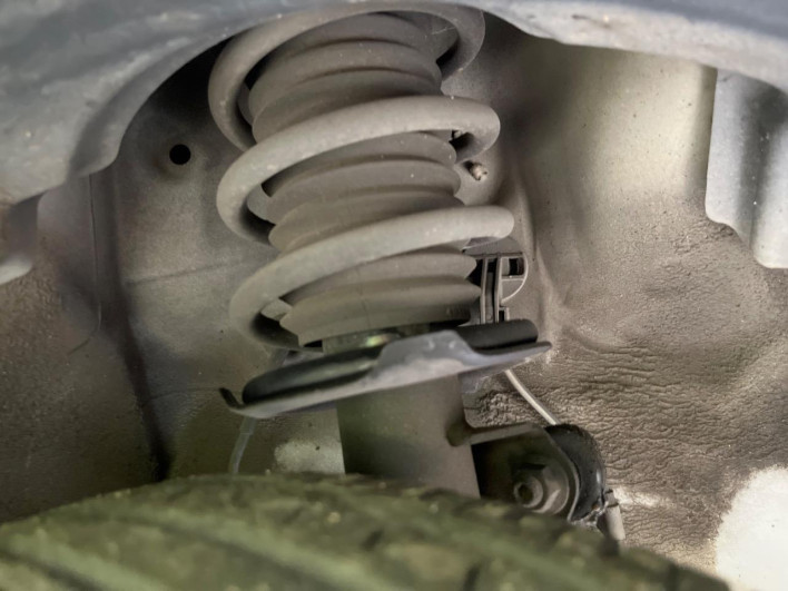 2015 Daihatsu Cast DBA-LA250S (UW-6a2f6c93e2a4f)[4]