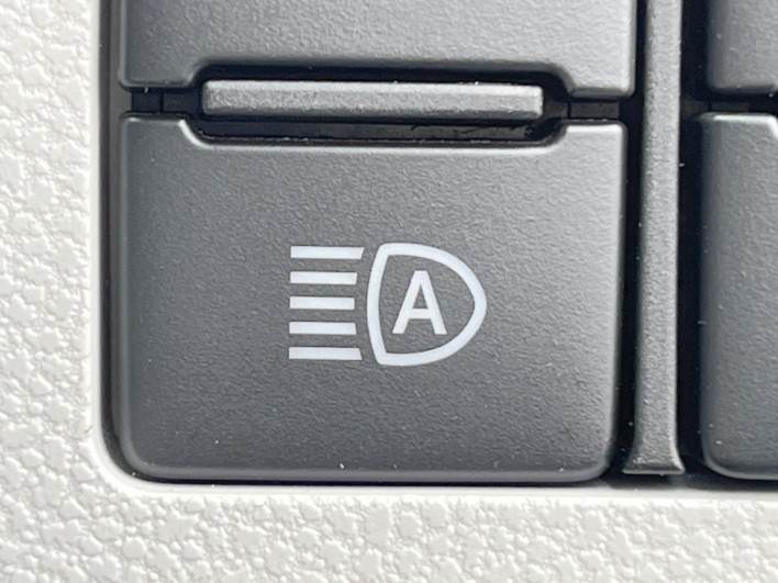 2018 Daihatsu Mirai Ease DBA-LA360S (UW-6a2f6c99b7903)[28]