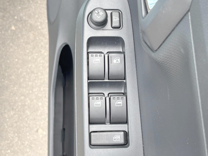 2018 Daihatsu Mirai Ease DBA-LA360S (UW-6a2f6c99b7903)[22]
