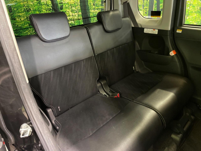 2018 Daihatsu Tanto DBA-LA600S (UW-6a2f6c9f79091)[15]