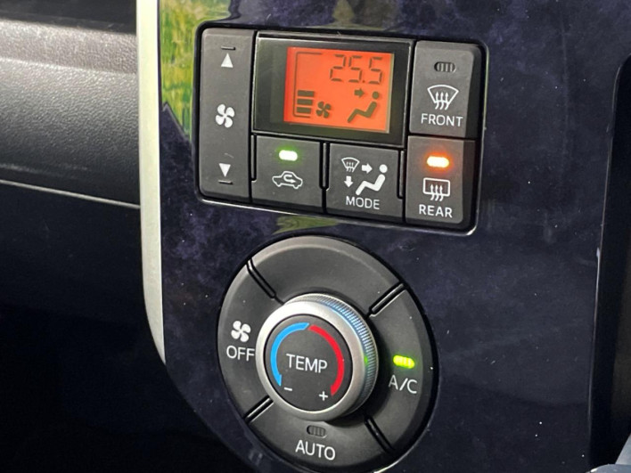2018 Daihatsu Tanto DBA-LA600S (UW-6a2f6c9f79091)[24]