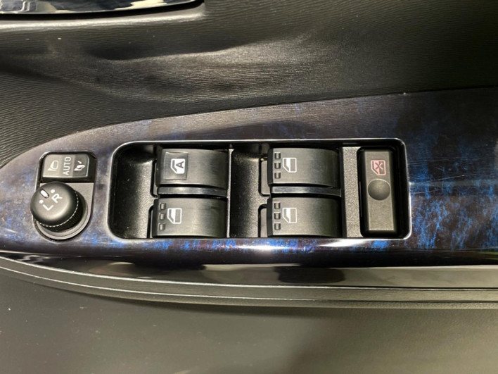 2018 Daihatsu Tanto DBA-LA600S (UW-6a2f6c9f79091)[20]