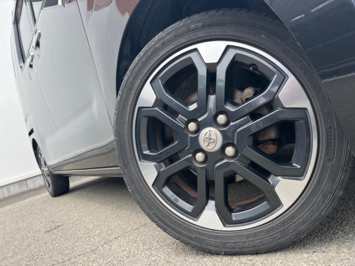 2016 Toyota Pixis Mega DBA-LA700A (UW-6a2f6ca643124)[6]