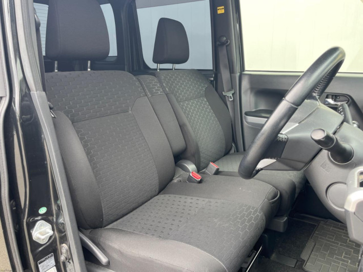 2016 Toyota Pixis Mega DBA-LA700A (UW-6a2f6ca643124)[13]