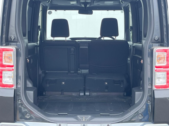 2016 Toyota Pixis Mega DBA-LA700A (UW-6a2f6ca643124)[21]