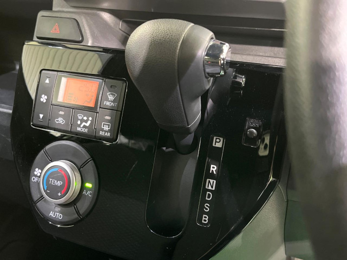 2019 Daihatsu Wake DBA-LA710S (UW-6a2f6ca76e6ca)[8]