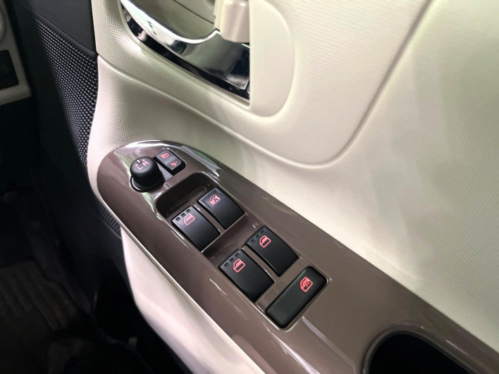 2017 Daihatsu Move Canbus DBA-LA800S (UW-6a2f6ca83283e)[29]