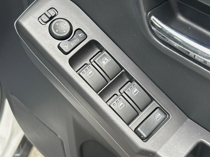 2020 Daihatsu Taft 6BA-LA900S (UW-6a2f6cabbf6ad)[20]