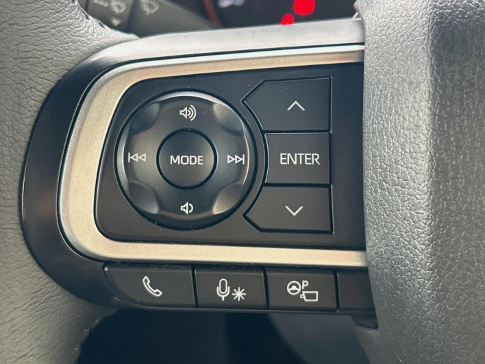 2020 Daihatsu Taft 6BA-LA900S (UW-6a2f6cabbf6ad)[28]