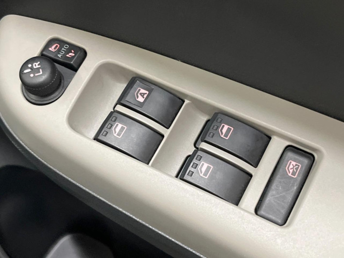 2016 Toyota Passo DBA-M700A (UW-6a2f6cb221be5)[9]