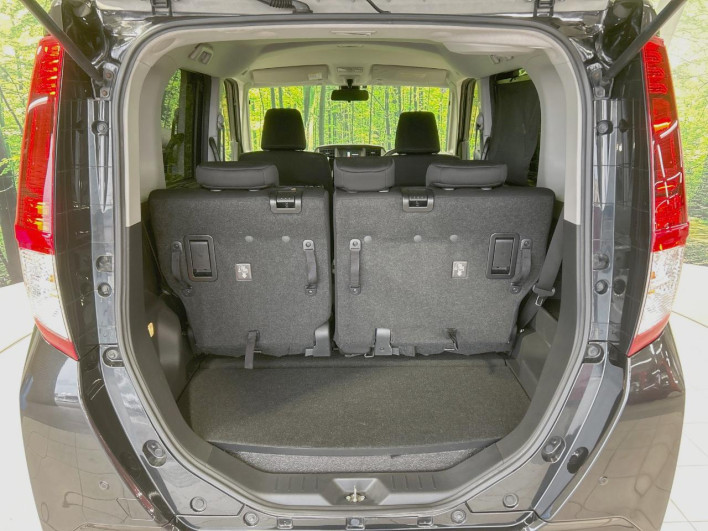 2016 Toyota Roomy DBA-M900A (UW-6a2f6cb2e1aa7)[14]