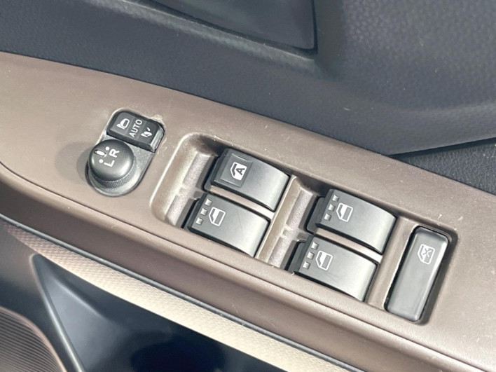 2019 Toyota TANK DBA-M900A (UW-6a2f6cb51212a)[7]