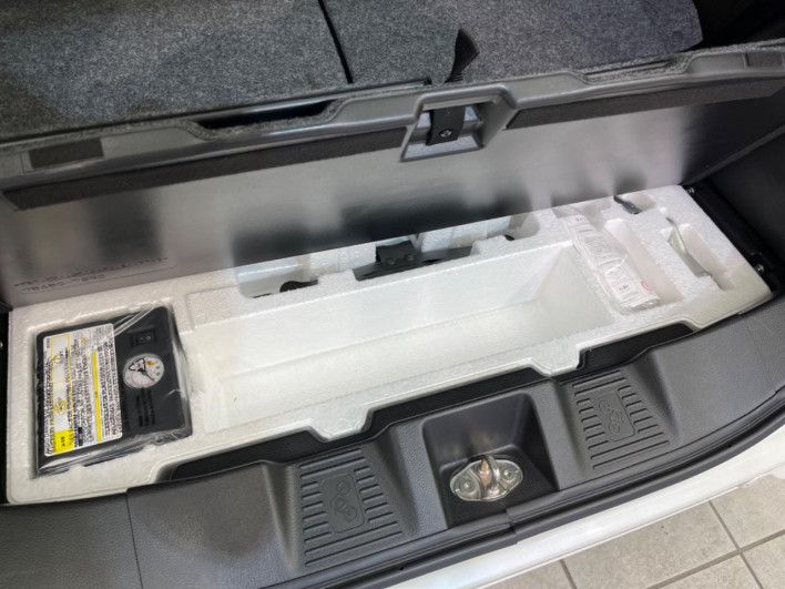 2021 Suzuki Spacia Custom 5AA-MK53S (UW-6a2f6cd7965d5)[26]