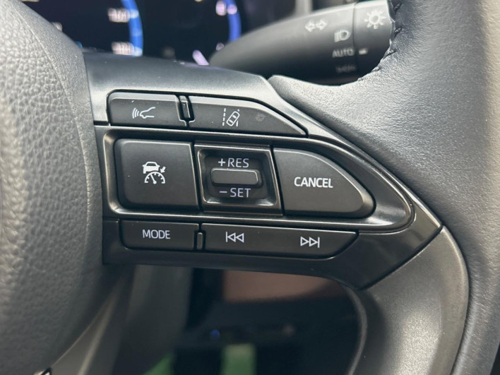 2022 Toyota Yaris Cross 6AA-MXPJ10 (UW-6a2f6cfb8821c)[25]