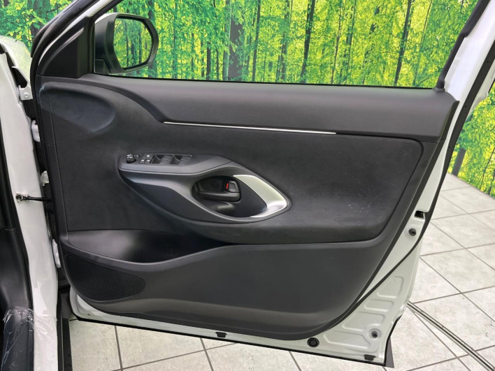 2022 Toyota Yaris Cross 6AA-MXPJ10 (UW-6a2f6cfbc98b6)[12]