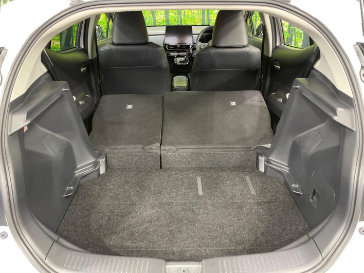 2021 Toyota Aqua 6AA-MXPK11 (UW-6a2f6d027d069)[27]