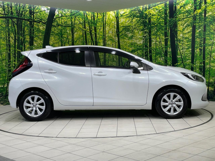 2021 Toyota Aqua 6AA-MXPK11 (UW-6a2f6d027d069)[17]