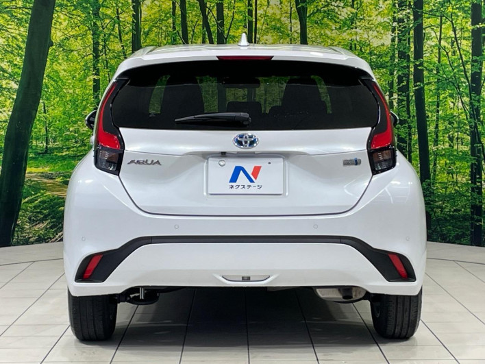 2021 Toyota Aqua 6AA-MXPK11 (UW-6a2f6d027d069)[15]