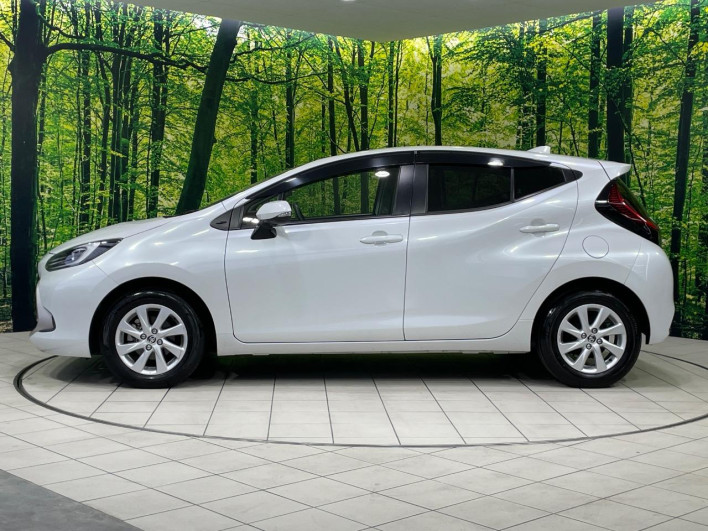 2021 Toyota Aqua 6AA-MXPK11 (UW-6a2f6d027d069)[13]