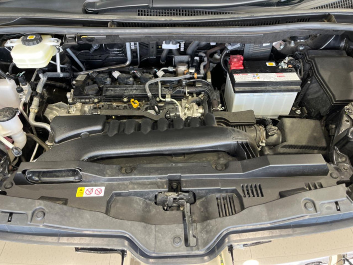 2023 Toyota Noah 6BA-MZRA90W (UW-6a2f6d185a50f)[17]