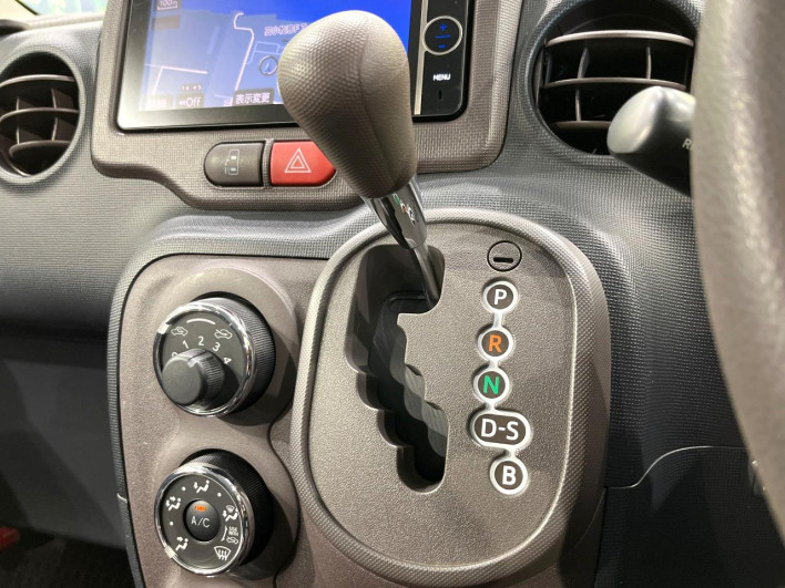 2014 Toyota Spade DBA-NCP145 (UW-6a2f6d1a863c9)[21]