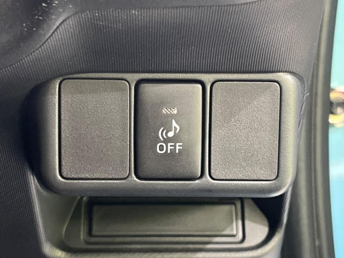 2014 Toyota Aqua DAA-NHP10 (UW-6a2f6d1d4270f)[9]