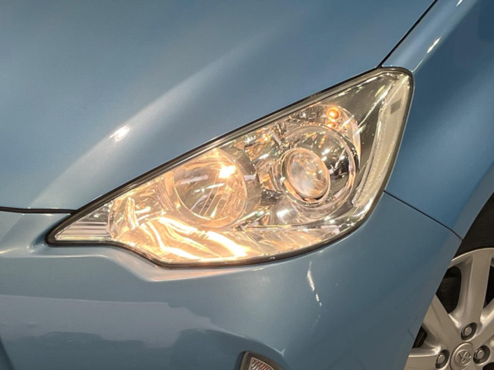 2014 Toyota Aqua DAA-NHP10 (UW-6a2f6d1d4270f)[23]
