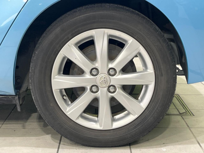 2014 Toyota Aqua DAA-NHP10 (UW-6a2f6d1d4270f)[27]