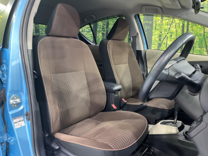 2014 Toyota Aqua DAA-NHP10 (UW-6a2f6d1d4270f)[29]