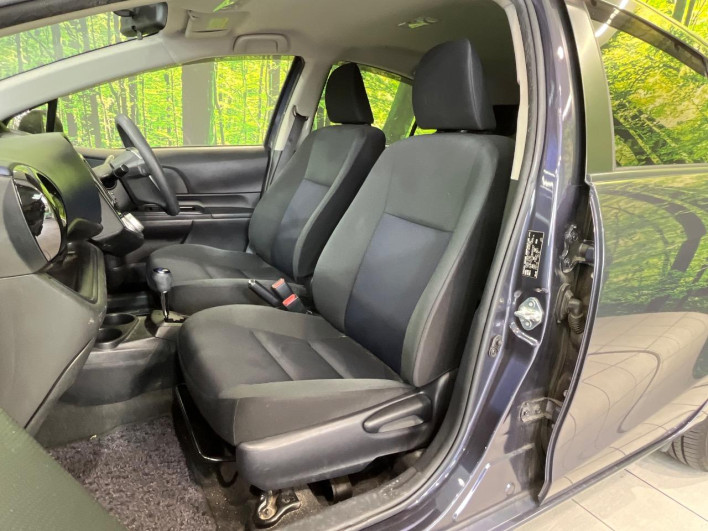 2014 Toyota Aqua DAA-NHP10 (UW-6a2f6d1d7a9ef)[10]