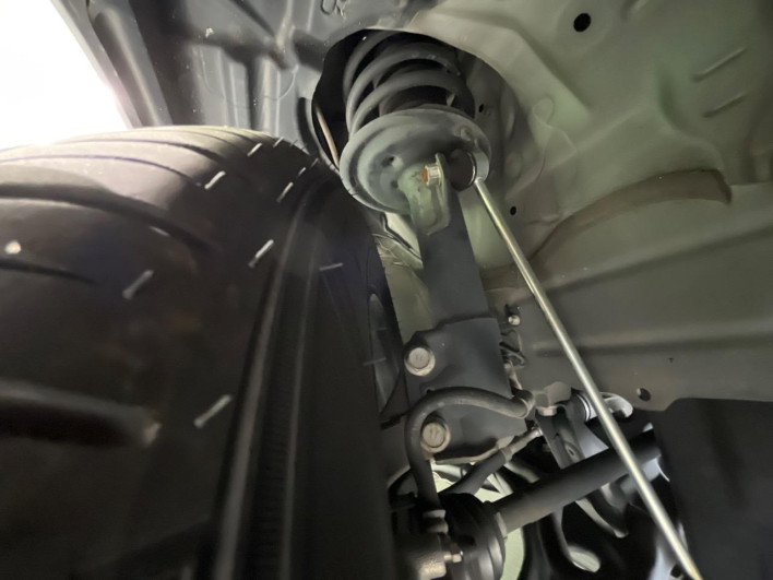 2014 Toyota Aqua DAA-NHP10 (UW-6a2f6d1d7a9ef)[6]