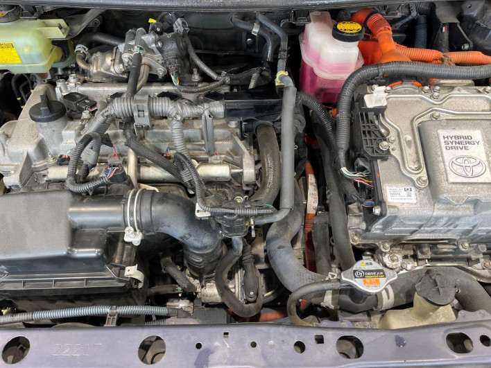 2014 Toyota Aqua DAA-NHP10 (UW-6a2f6d1d7a9ef)[4]