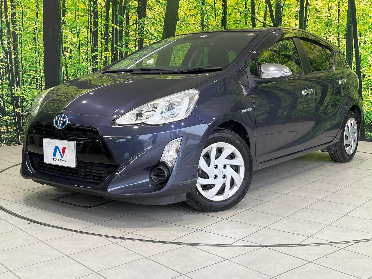 2014 Toyota Aqua DAA-NHP10