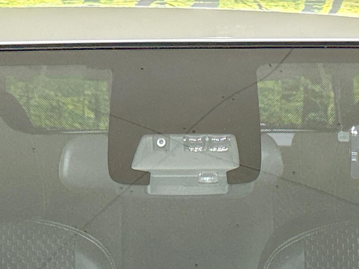 2016 Toyota Aqua DAA-NHP10 (UW-6a2f6d1e54cee)[13]