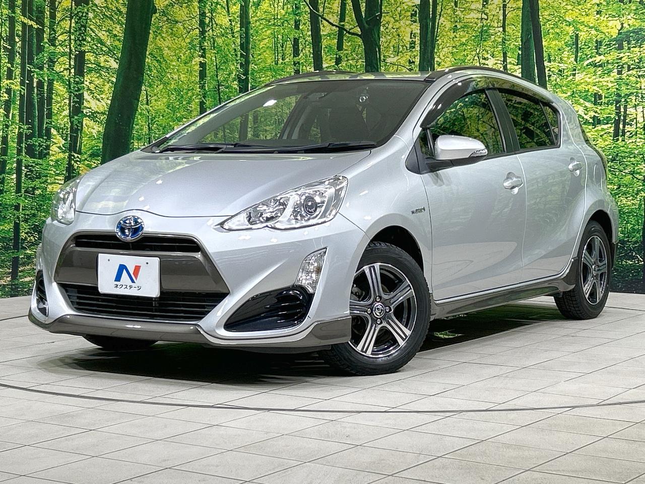 2016 Toyota Aqua DAA-NHP10
