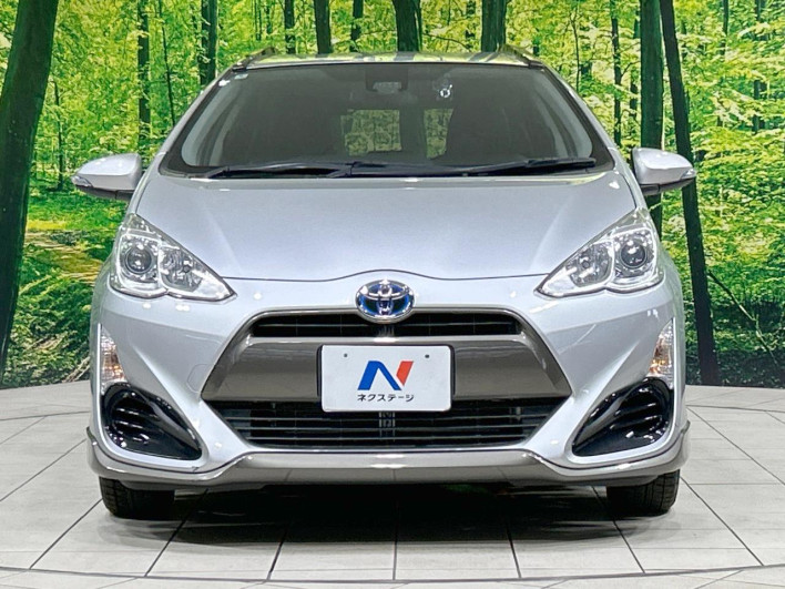 2016 Toyota Aqua DAA-NHP10 (UW-6a2f6d1e54cee)[12]