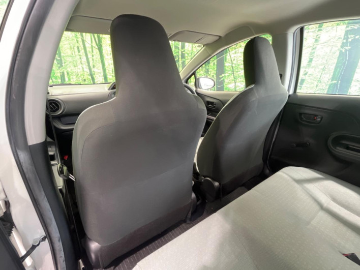 2019 Toyota Aqua DAA-NHP10 (UW-6a2f6d1f56362)[21]