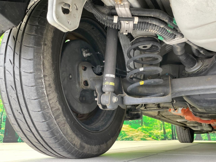 2013 Toyota Aqua DAA-NHP10 (UW-6a2f6d21207d8)[15]