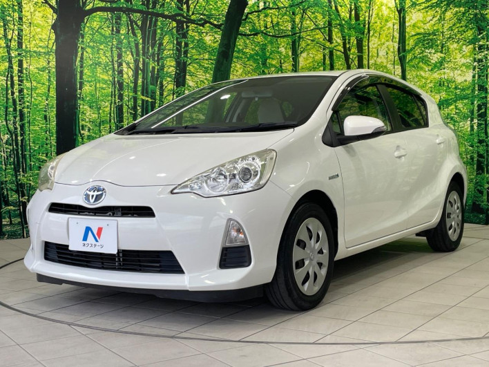 2013 Toyota Aqua DAA-NHP10 (UW-6a2f6d21207d8)[5]