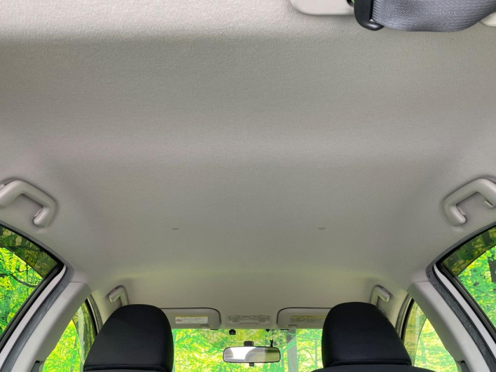 2013 Toyota Aqua DAA-NHP10 (UW-6a2f6d21207d8)[11]