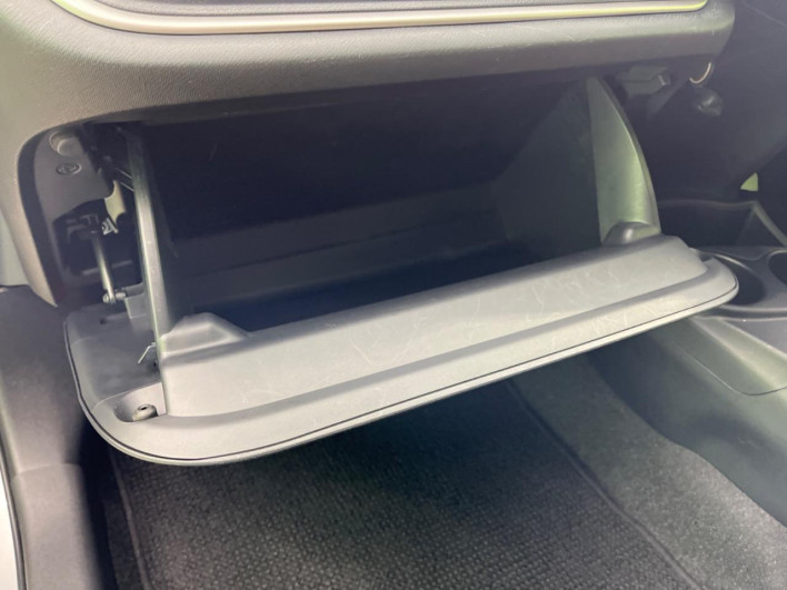 2014 Toyota Aqua DAA-NHP10 (UW-6a2f6d219a058)[10]